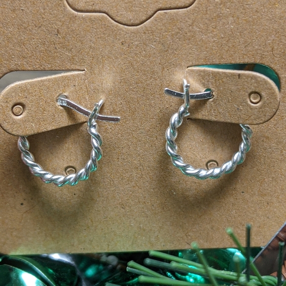 Twisted French Lock Hoops - Picture 2 of 4